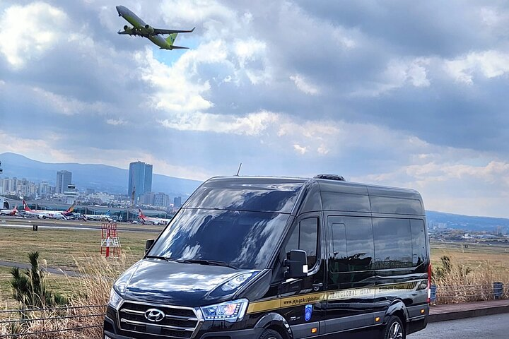 Private Transfer From Seogwipo to Jeju Airport in jeju island - Photo 1 of 8